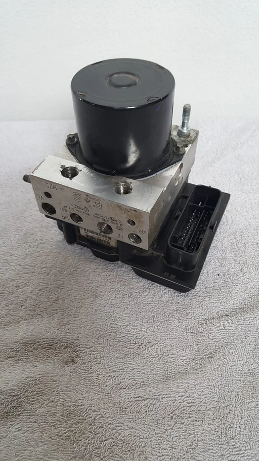 VW Polo 6R ABS pomp. 6R0614517AF