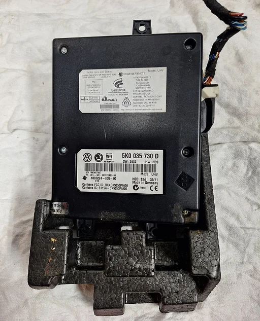 Bluetooth Module 5K0035730D VW Golf 6 VI inclusief schuim