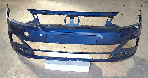 Voorbumper VW Polo VI AW 2G 2G0807221 Beschadigd