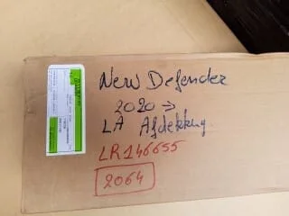 Laadr.port. (Bekleding) Links, Paneel, carrosseriezijde LR146655