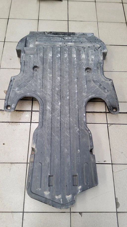 beschermplaat motor en aandrijflijn