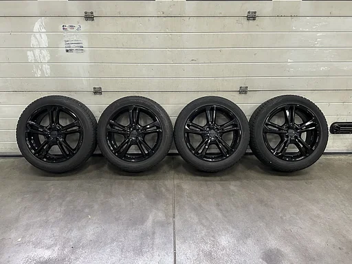 17" MAK Kia Stonic wielen | Vredestein