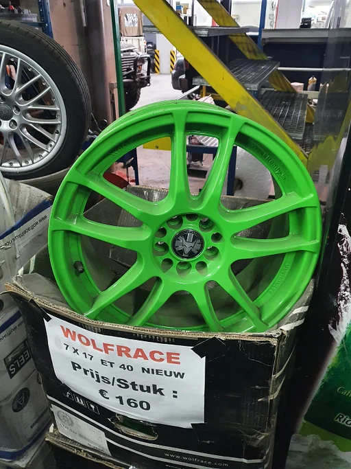 Velg GROEN 17 SPAAKS WOLF RACE 17 INCH 7J ET 40 NIEUW WOLFRACE