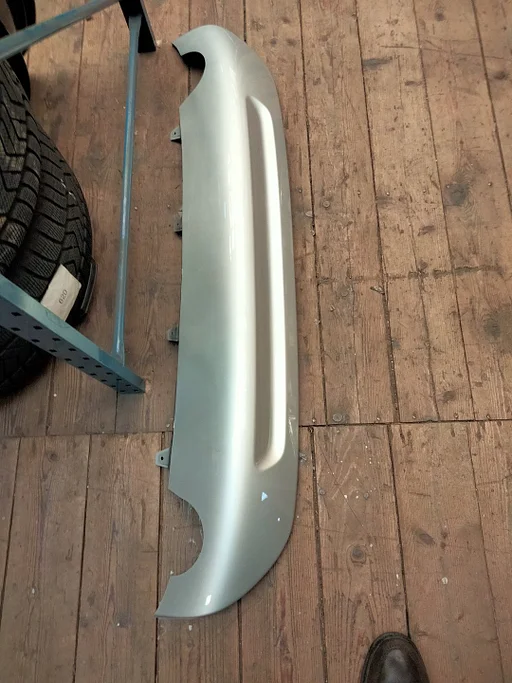 Onderplaat achterbumper 30698474  XC70 2008-2016