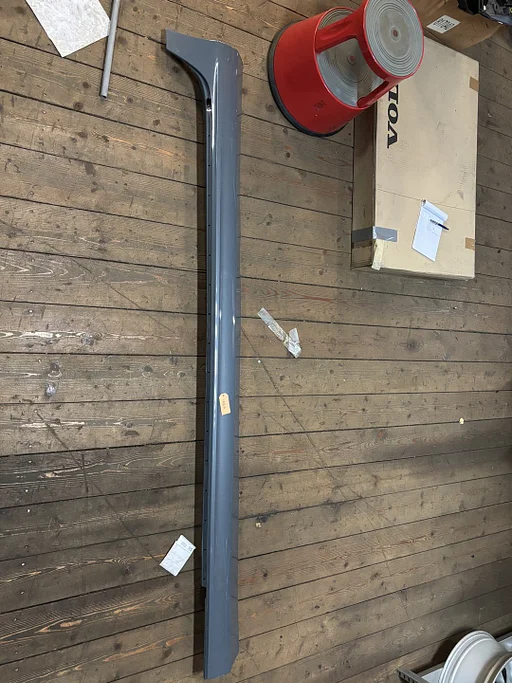 linker dorpelkap voor Volvo S/V60 2019- in de kleur Thunder Grey