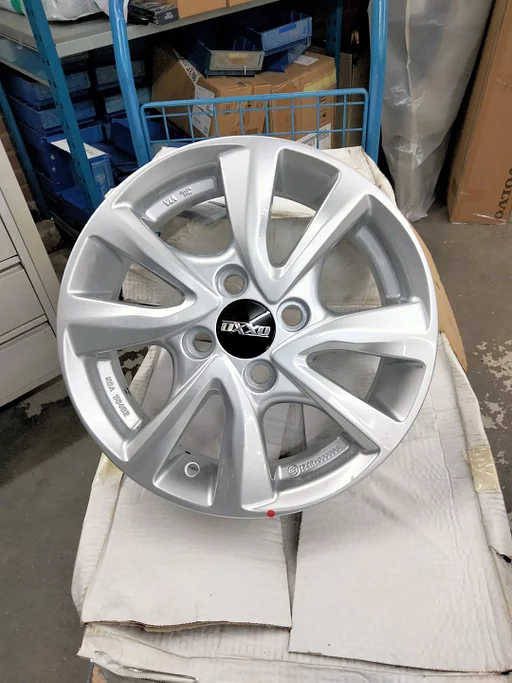 Oxxo velgen voor Citroën C1 , 5,5 x 14 , ET 35 , steek 4 x 100 , naaf 54,1 mm