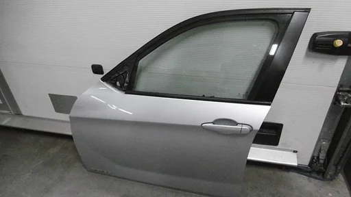 Portier linksvoor BMW X1 E84 titanzilver