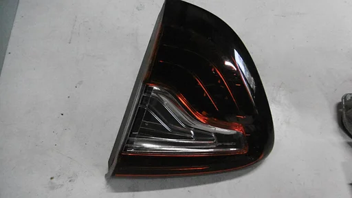 Diverse onderdelen Renault Captur 11-2019 44dkm   25 euro per stuk