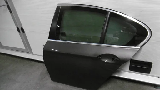 Portier BMW 5-serie F10 sedan linksachter  Havannabruin