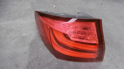 Achterlamp BMW F11 stationcar pre- facelift links 63 21 7 203 233