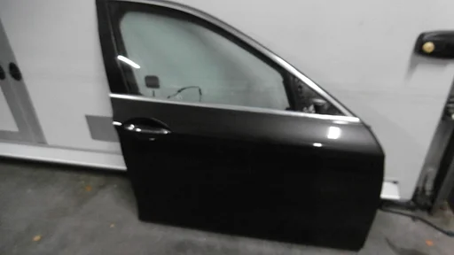 Portier rechtsvoor BMW 5-serie F10 en F11  Jatobabruinmetallic  41 00 9 628 754