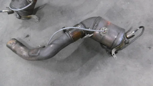 Katalysator  BMW 550i V8.   18 32 7 645 441