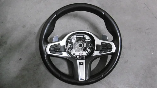 Sportstuur M   BMW G30-31   5-serie met flippers 32 30 8 008 181
