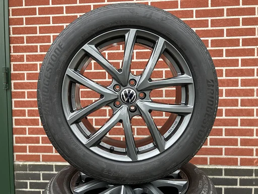 NIEUW 19 inch Skoda Elroq Velgen + Banden 5x112 Enyaq Audi Q4 Bridgestone ID4 ID5