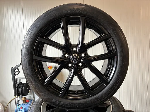 18 inch VW T-Roc Velgen + Banden NIEUW DEMO 5x112 Goodyear