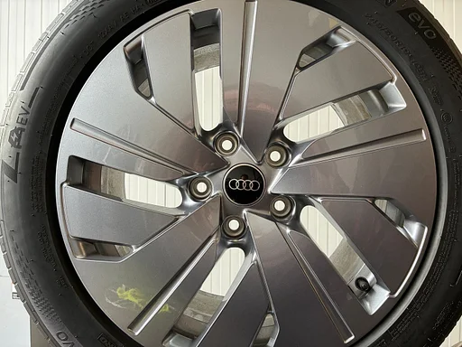 19 inch Audi A6 E-Tron Velgen + Banden NIEUW en Origineel 5x112 Breedset Hankook Dynamiek