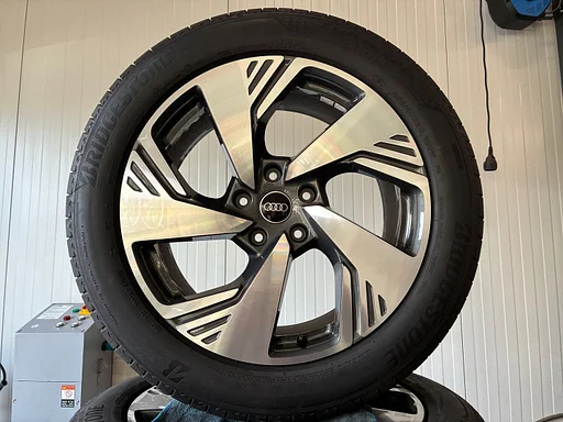20 inch Audi Q6 Velgen DEMO Origineel 5x112 S-Edition S-line Bridgestone zomerbanden