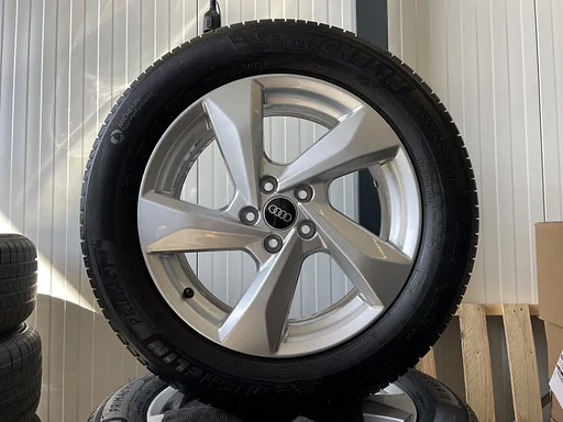 18 inch Audi Q3 Velgen NIEUW Origineel Velgen Zomer 5x112