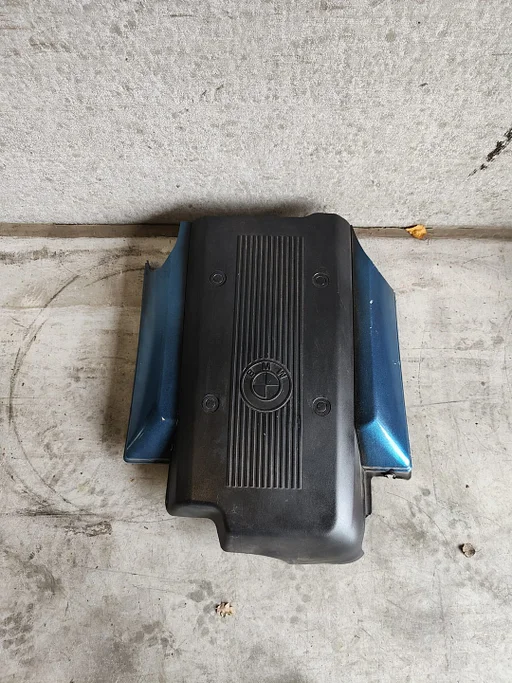 BMW E39 540i M62 afdekplaat motor