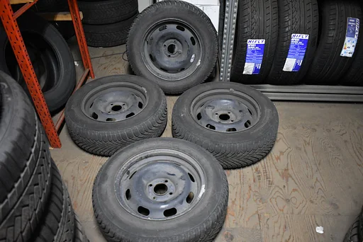 Set stalen velgen+Continental winterbanden Citroen C3 Aircross (2018)