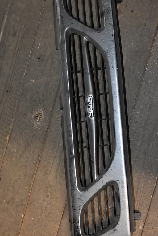 Grille Origineel Saab 9-3v1 1998-2003 ond.nr. 4677894, 4830071, 32017867, 32017866, 32022480