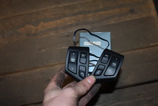 NIEUW  Stuurwiel audiobediening zwart Saab 9-3SS