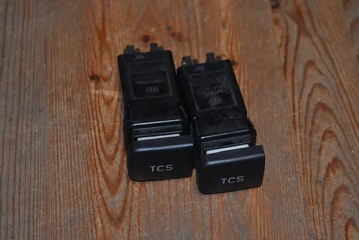 Schakelaar TCS Saab 900ng / 9-3v1