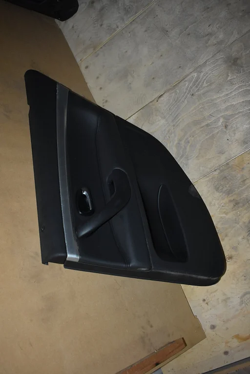 zwart en licht Saab 9-3 Sport Estate (YS3F)   Rechts Achter (OEM 1127303) 2006-01