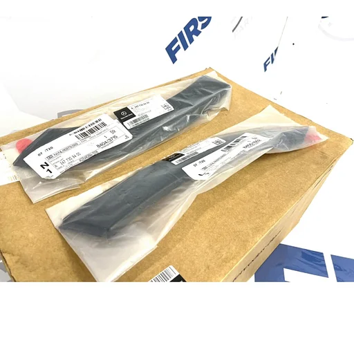 X247 GLB WIELKAST VERBREDER LIJST ZWART GLB35 AMG origineel Mercedes 2019-2025  A 247 730 94 00 KAP SPOILER  / ook voor A B C CL CLA CLK CLS E G GLA GL GLB GLC GLE GT M ML S V KLASSE 35 AMG A2477309400