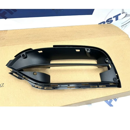 A2058858004 FACELIFT C63 AMG BUMPER ROOSTER C63s LINKS W205 S205 A205 C205 C63s LINKER VOORBUMPER GRILLE origineel Mercedes 2018-2022 PLASTIC ROOSTER