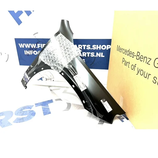 X247 GLB35 AMG ZIJSCHERM RECHTS A2478810201 GLB 35 ZWART WIT GRIJS VOORSCHERM SPATBORD RECHTSVOOR AMG SCHERM