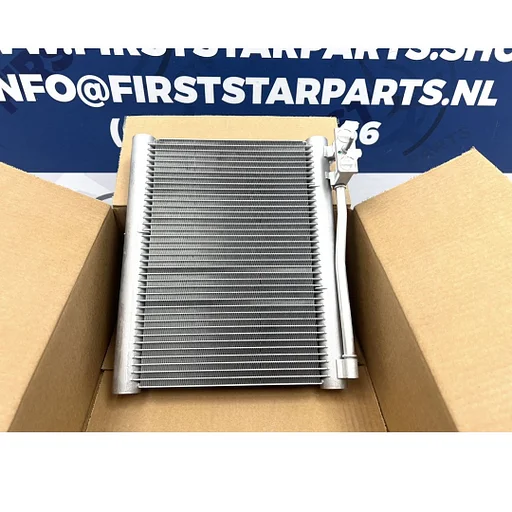 A1775004800 AIR CONDENSOR RADIATOR Mercedes AMG A45 CLA45 GLA45 origineel A CLA GLA KLASSE RADIATEUR A 177 500 48 00