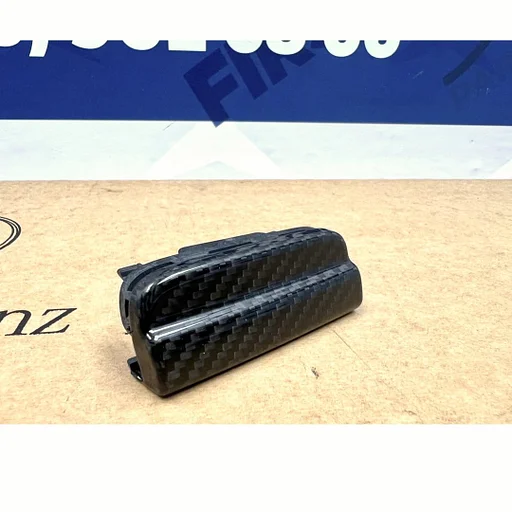 A2058851324 CARBON AFDEK KAP SLEEPOOG ORIGINEEL MERCEDES C63 AMG W205 S205 C205 A205 C63s SLEEPOOG KAPJE ook voor A45s CLA45s GLA45s C63s E63s GLC63s GLE63s GT63s G63s AMG SLEEPOOGKAPJE Mercedes A45 CLA45 GLA45 GLB35 C63 E63 GLC63 GLE63 G63 GT63 SL63