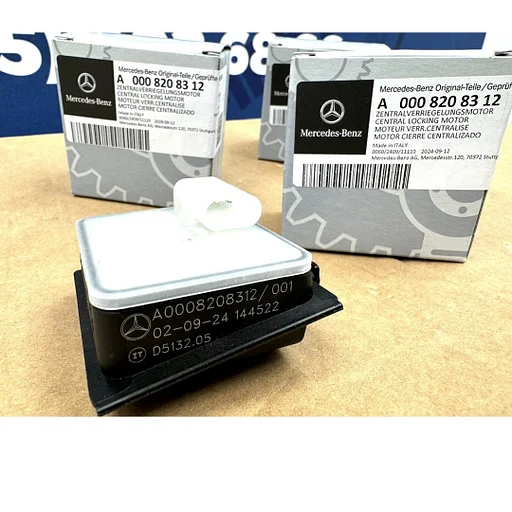 A0008208312 TANKKLEP MOTOR W177 A W247 B W118 CLA H247 GLA X247 GLB Klasse TANK KLEP VERGRENDELING MOTOR Mercedes A35 A45 A45s CLA35 CLA45 CLA45s GLA35 GLA45 GLA45s GLB35 2019-2025 origineel Mercedes A 000 820 83 12
