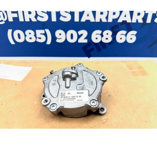 Vacuumpomp A1772300065 4.0 V8 Mercedes V8 M176 AMG 201 C63 GLC63 E63 GT63 GTS GTR S63 G63 GLE63 AMG Vacuum pomp W167 W177 R192 W205 W217 W222 R232 W253 R290 W463 A45 CLA45 C63 S63 GLC63 GLE63 G63 V8 A 177 230 00 65 PUMP