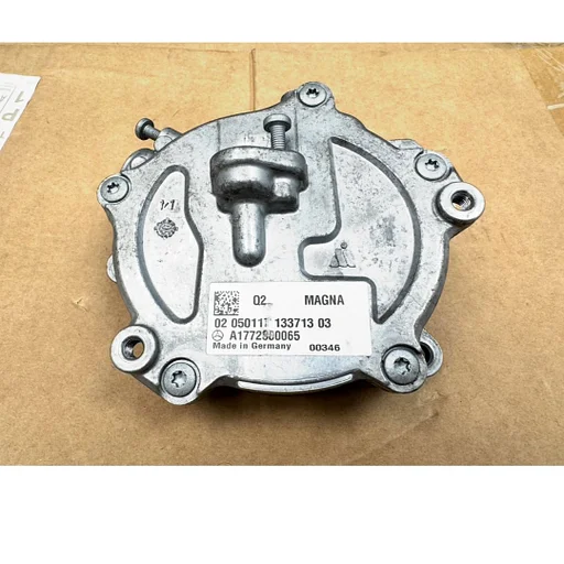 Vacuumpomp A1772300065 4.0 V8 Mercedes V8 M176 AMG 201 C63 GLC63 E63 GT63 GTS GTR S63 G63 GLE63 AMG Vacuum pomp W167 W177 R192 W205 W217 W222 R232 W253 R290 W463 A45 CLA45 C63 S63 GLC63 GLE63 G63 V8 A 177 230 00 65 PUMP