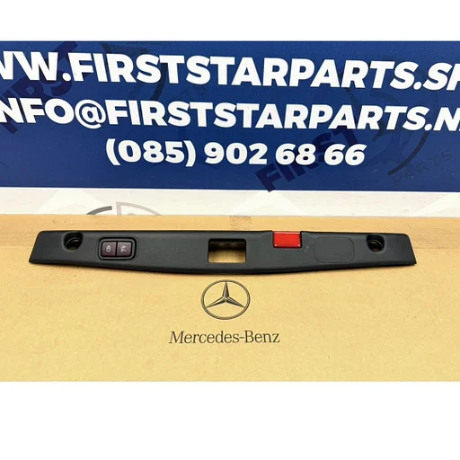 W205 W213 C E KLASSE ACHTERKLEP BEDIENING PANEEL A2137504100 KOFFERKLEP BEKLEDING KOFFERBAK PANEEL + SCHAKELAAR origineel Mercedes 2014-2021  C43 E43 C63 C63s E63 E63s AMG KOFFERKLEP KNOP SLUITING BEDIENING 205 213