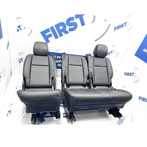 W447 VITO / V KLASSE ACHTERBANK ZWART LEER interieur Mercedes VKlasse 2016-2023 ACHTER ZETELS COMFORT 447 BEKLEDING STOELEN LEDER NEERKLAPBAAR SET VAN 3 (2+1)
