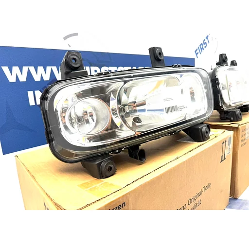 W973 MERCEDES ATEGO 973 KOPLAMP RECHTS A9738202761 2015 origineel Mercedes HEADLIGHT SCHEINWERFER ATEGO Klasse halogeen koplamp rechter lamp A 973 820 27 61