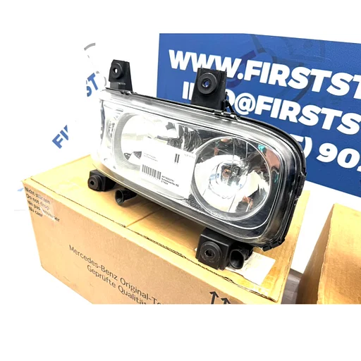 W973 MERCEDES ATEGO 973 KOPLAMP RECHTS A9738202761 2015 origineel Mercedes HEADLIGHT SCHEINWERFER ATEGO Klasse halogeen koplamp rechter lamp A 973 820 27 61