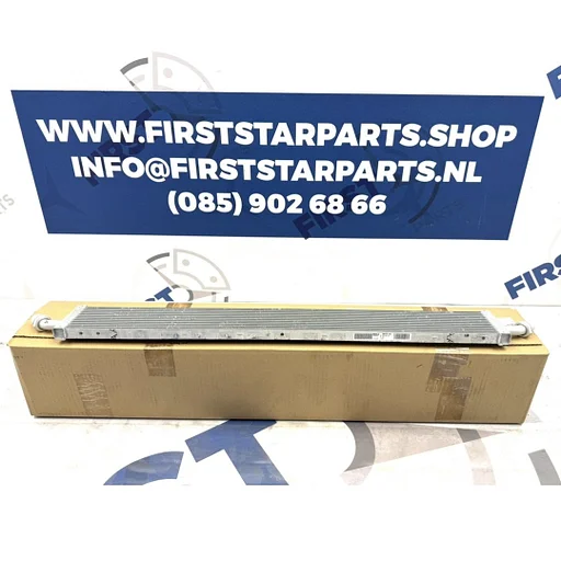 A0995005701 OLIE KOELER W177 A W118 CLA H247 GLA 45 AMG OLIEKOELER A45 CLA45 GLA45 Radiateur ORIGINEEL Mercedes 2019-2025 A45 CLA45 GLA45 A 099 500 57 01