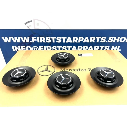 AMG NAAFKAPPEN SET 4 ZWART voor W253 C253 GLC63 GLC63S NAAFDOPPEN VELGKAPPEN A45S CLA45S C63 E63 GLA45S GLC63 G63 GT63 GT63S S63 WIELDOPPEN W177 W118 W205 W213 W253 W292 W218 H247 W166 W167 W222 W238 W217 W190 W290 Wieldoppen Naafdoppen voor Mercedes