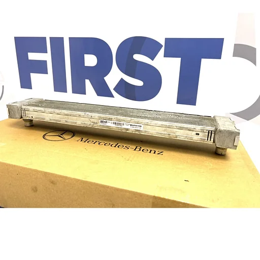 A0995005103 OLIEKOELER W176 A W117 CLA W156 GLA 45 AMG OLIE KOELER A45 CLA45 GLA45 Radiateur ORIGINEEL Mercedes 2013-2019 A45 CLA45 GLA45