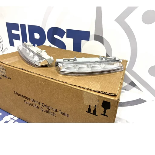 W204 Facelift LED dagrijverlichting LR SET Mercedes C Klasse