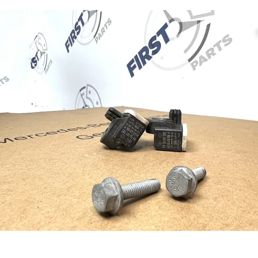 A1668210151 AIRBAG CRASH SENSOREN SET Mercedes W176 A W246 B W117 CLA W156 GLA Klasse BUMPERBALK SENSOR L/R 2012-2019 ACCELERATIESENSOR AIRBAG