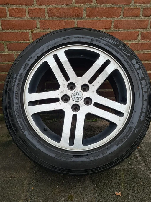 Dodge Ram 2500, 3500 Michelin Pilot 235/55/18 Zomer