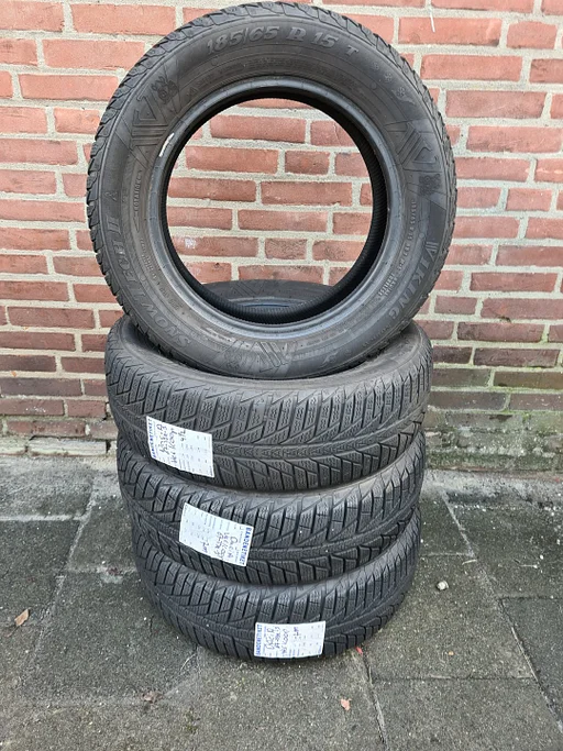 Dacia Viking Snowtech 2 185/65/15 Winter