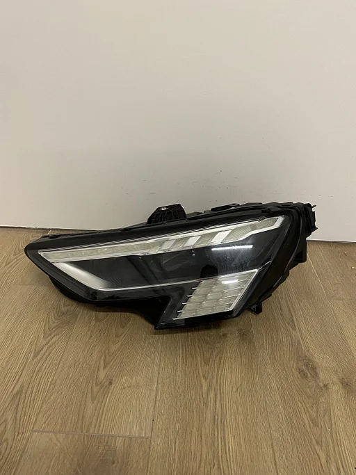 Audi A3 8Y Full Led koplamp links