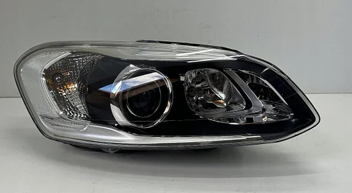Volvo XC60 Facelift Koplamp rechts compleet