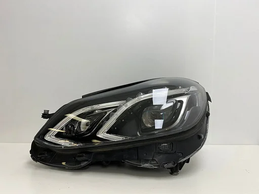 (VR) Mercedes W212 Facelift full led ILS koplamp links